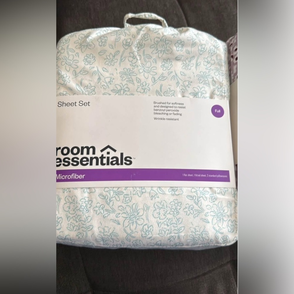 Room Essentials Floral Microfiber Sheet Set - Blue